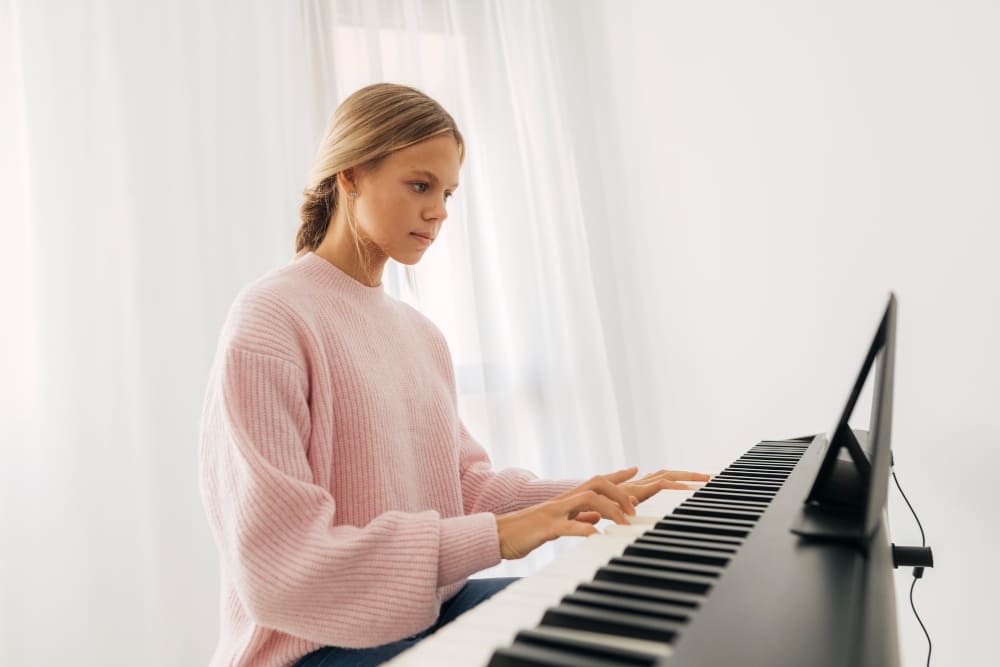 Tocar el piano, una buena herramienta con numerosos beneficios